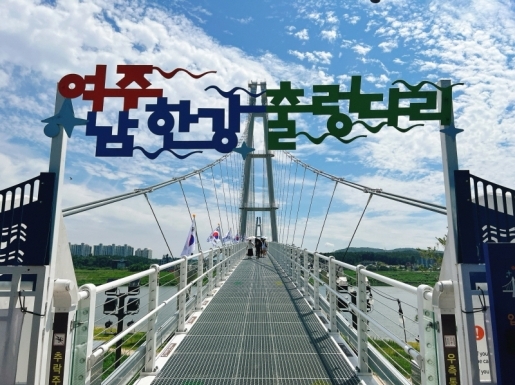 ���� ����4